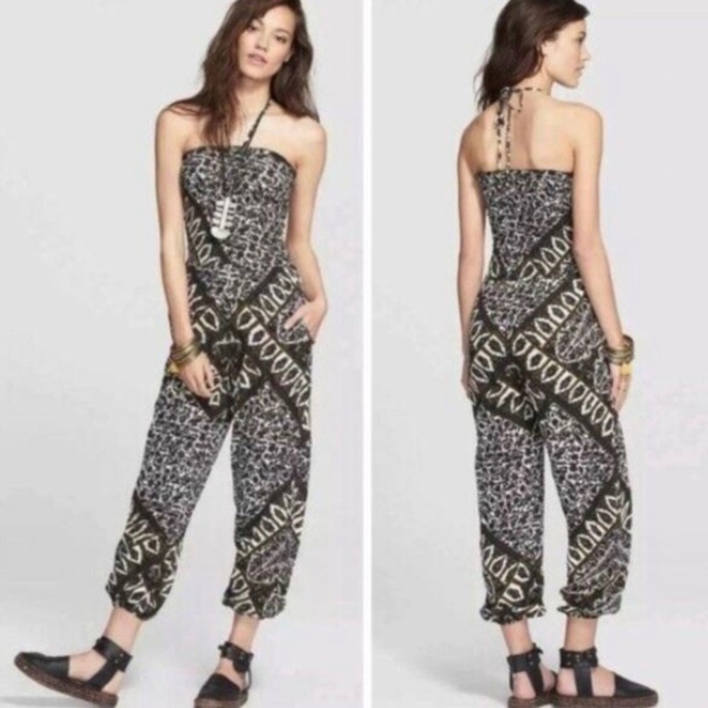FREE PEOPLE UO Balloon Gauzy print halter jumpsuit